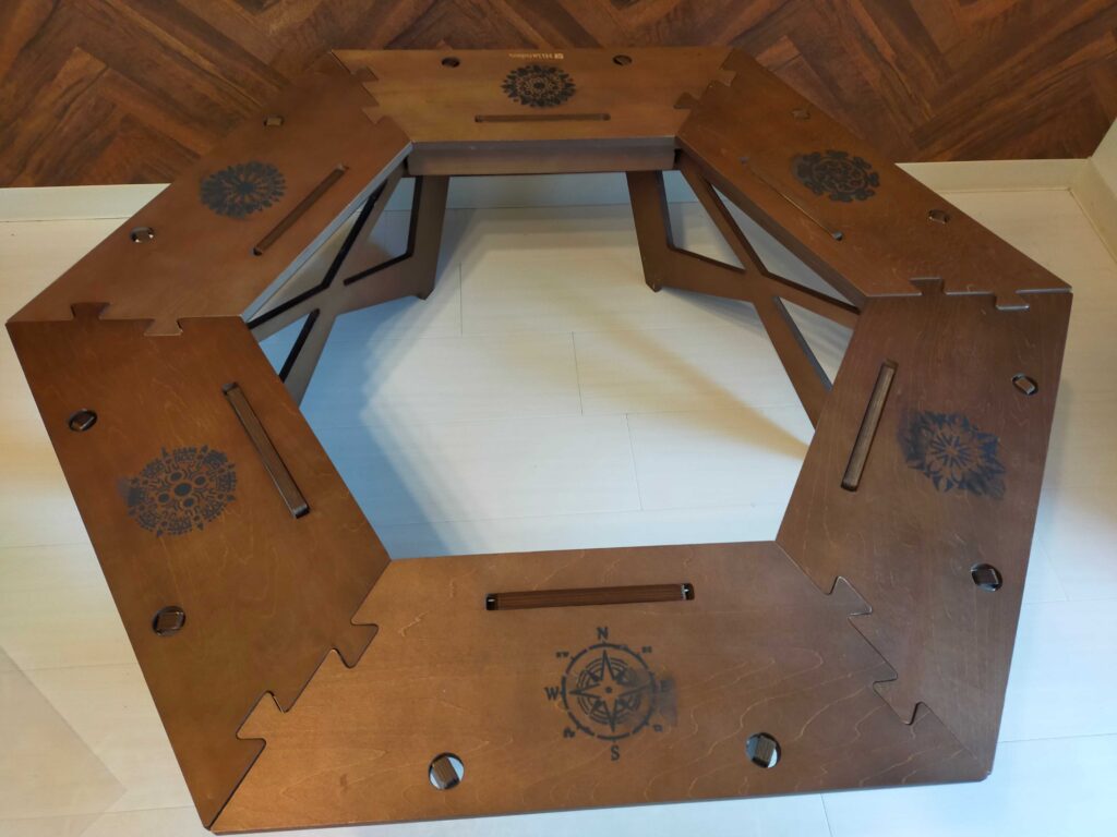 アウトドア テーブル/チェア ハイランダーヘキサゴンテーブルの紹介：デザイン&コスパ良し 